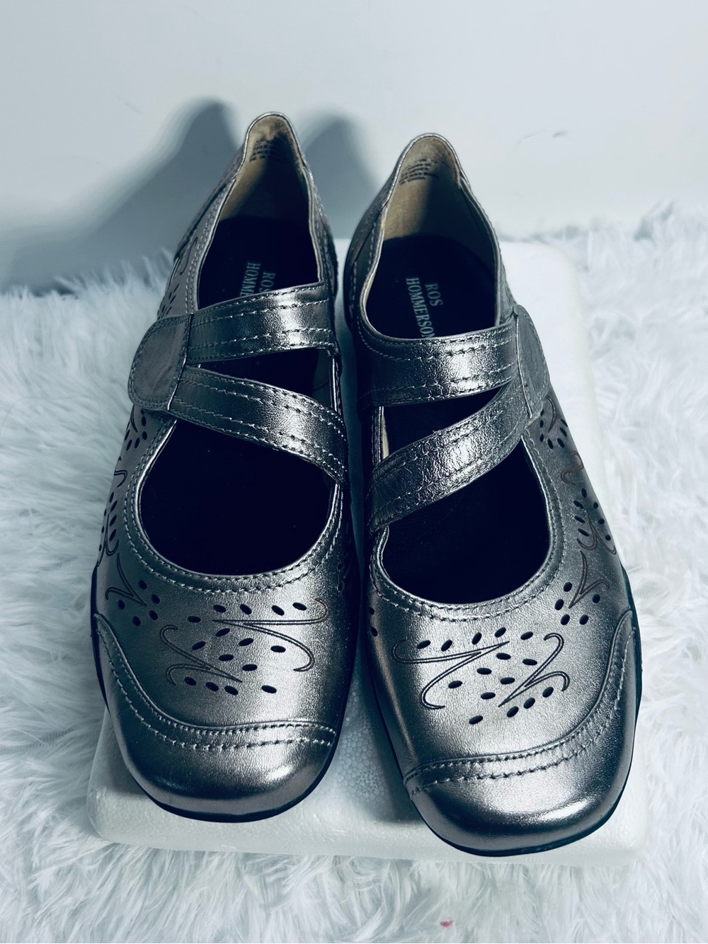 Ros Hommerson Chelsea Pewter Leather Mary Jane Shoes